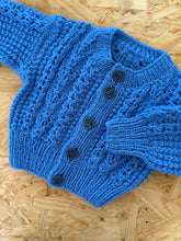 Load image into Gallery viewer, Cosy Arís knitwear collection-Up to 9 months pieces