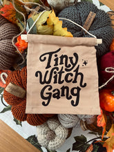 Load image into Gallery viewer, Halloween sign