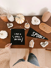 Load image into Gallery viewer, Halloween decorations